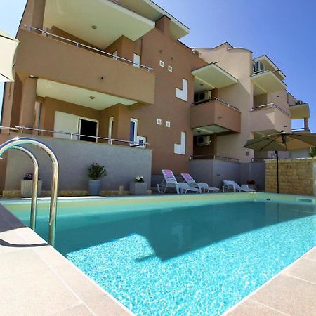 Apartment Mlasina-3 By Interhome Нін Екстер'єр фото
