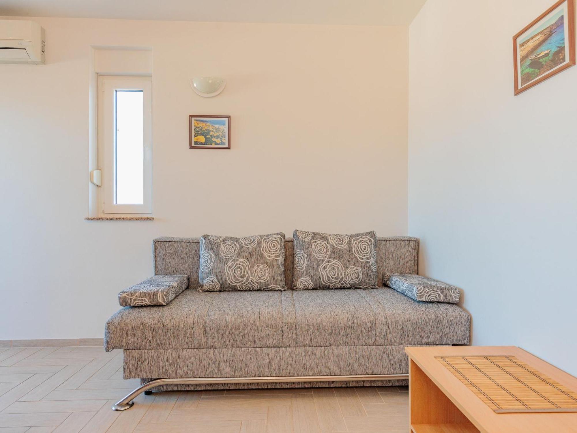 Apartment Mlasina-3 By Interhome Нін Екстер'єр фото